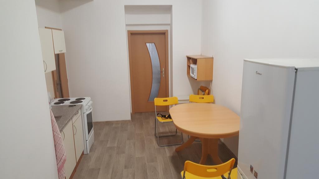 Ferienwohnung Apartman U Cerveneho Kostela Teplitz Exterior foto